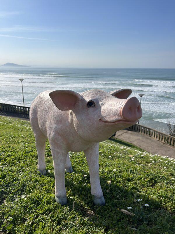 Cochon rose debout - Grand Modèle
